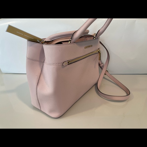 Michael Kors Hailee MD Satchel Leather Lightly used with tag. - Picture 4 of 14